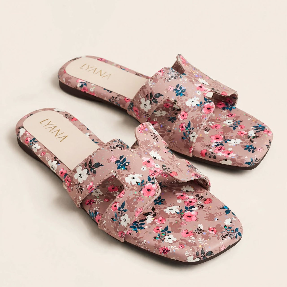 Lyana Floral Slides